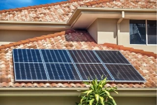 instalacion de placas solares en residencial de San Juan